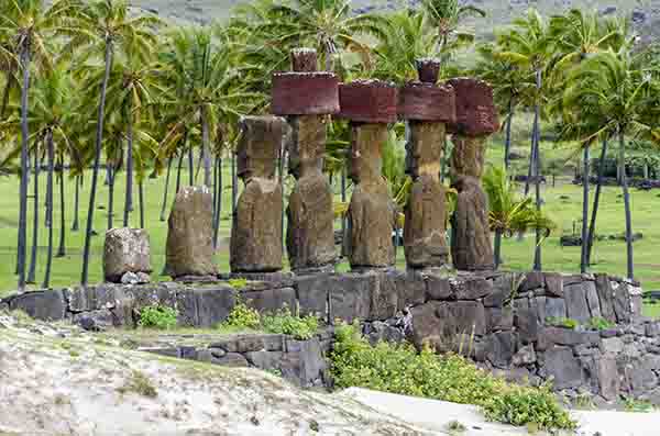 166 - Chile - isla de Rapa Nui o Pascua - Anakena - Ahu Nau Nau